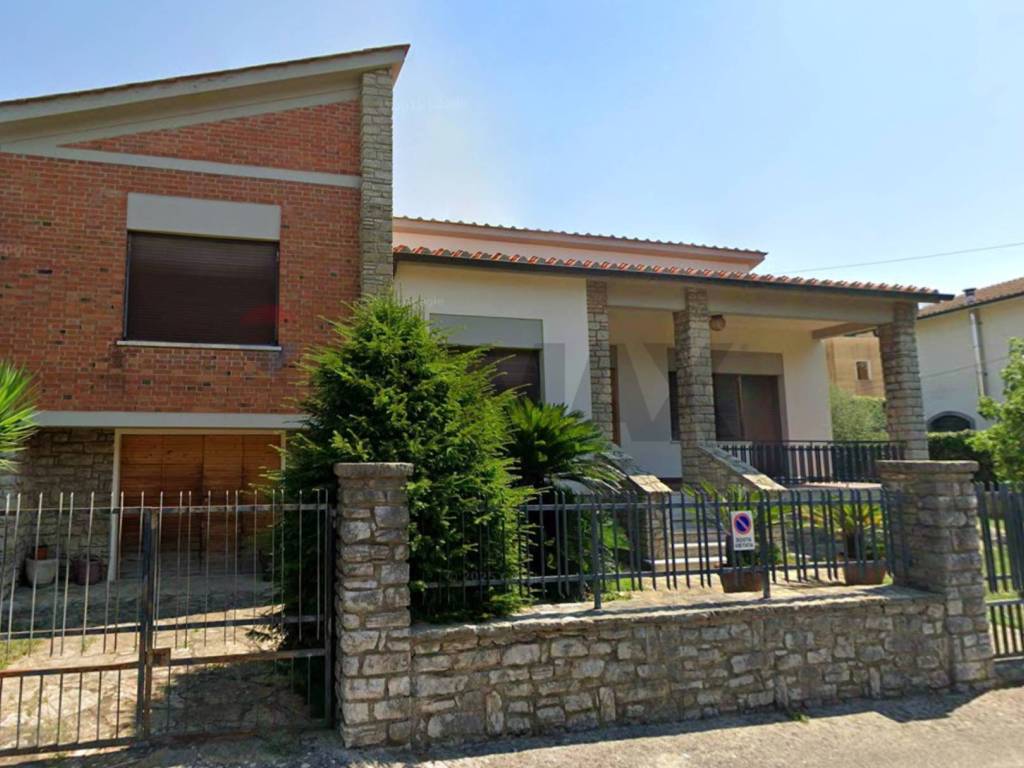 casa indipendente in vendita a Pisa in zona Centro Storico