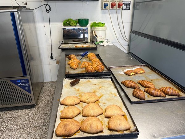 negozio in vendita a Pisa in zona Riglione