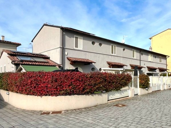 casa indipendente in vendita a Pisa in zona Putignano