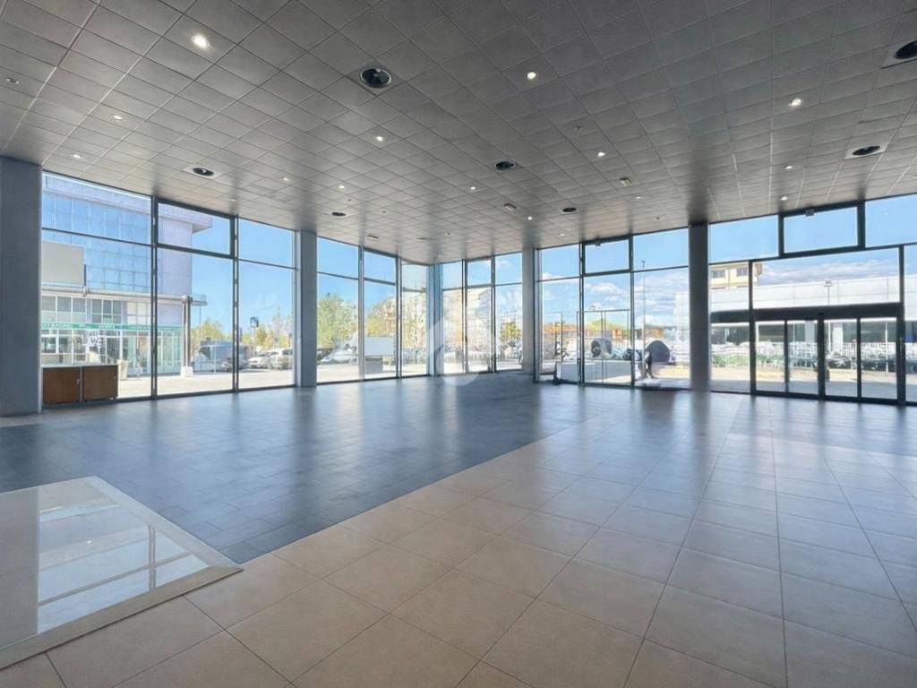 capannone in vendita a Pisa in zona Ospedaletto