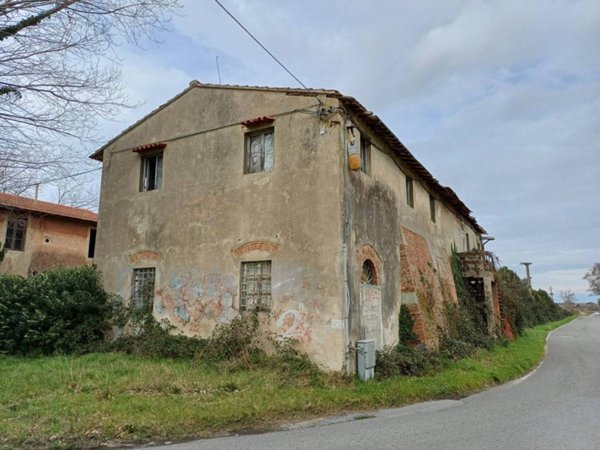 casa indipendente in vendita a Pisa in zona Tirrenia
