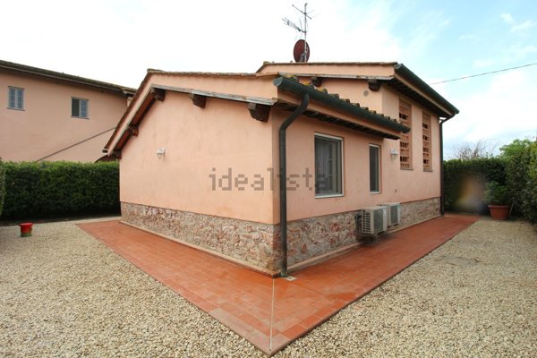 casa indipendente in vendita a Pisa