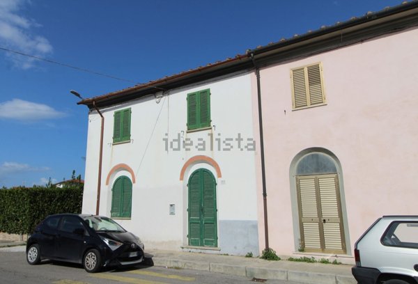 casa indipendente in vendita a Pisa in zona Oratoio