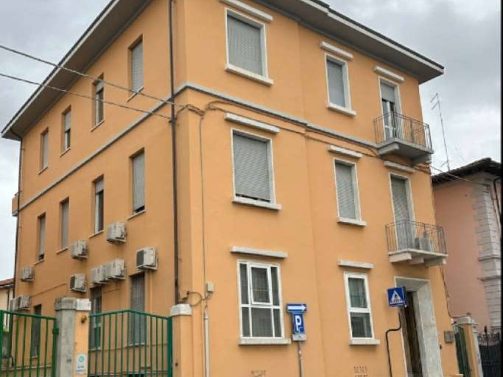 casa indipendente in vendita a Pisa
