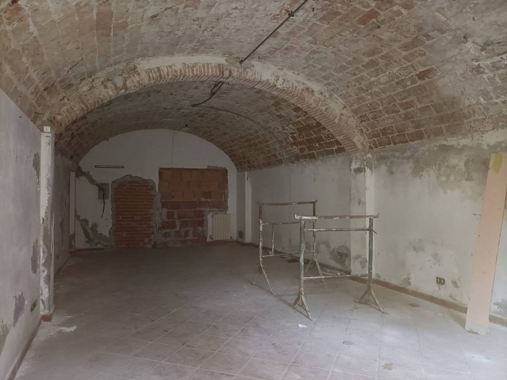 negozio in vendita a Pisa in zona Centro Storico