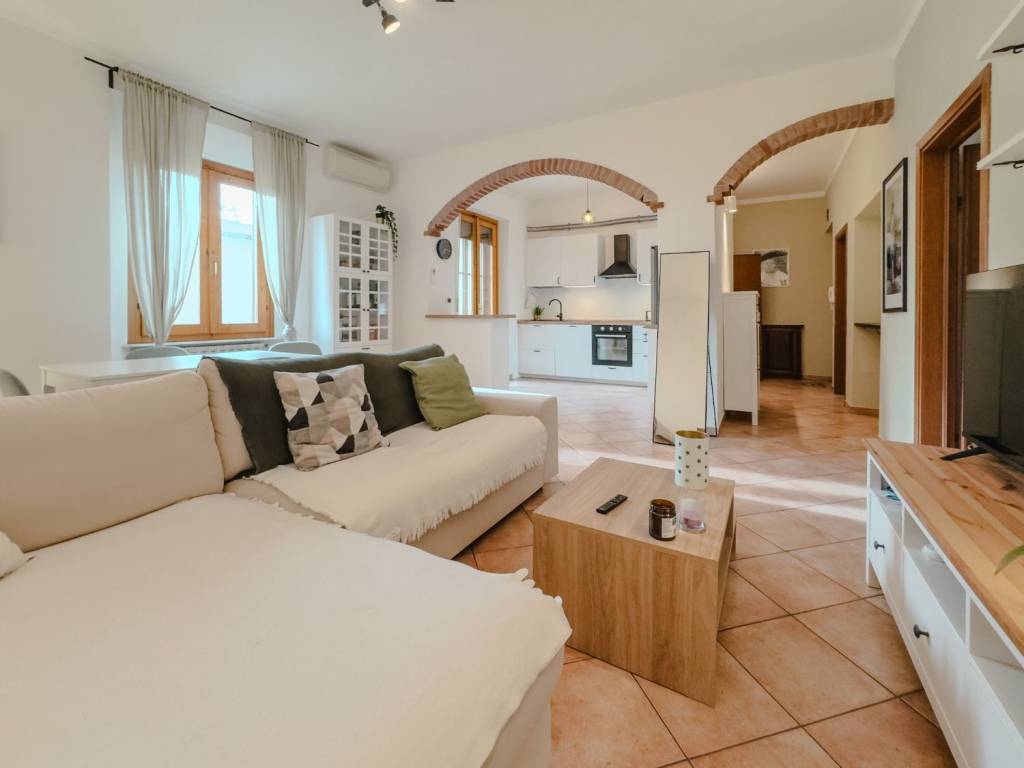 appartamento in vendita a Pisa in zona Lungarni