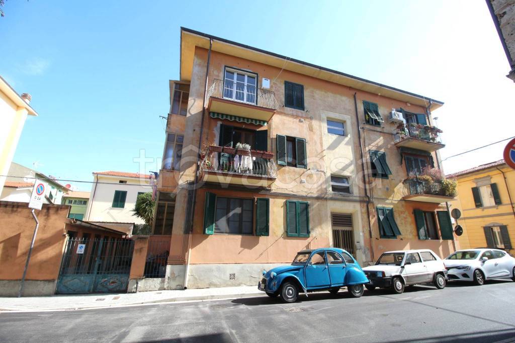 appartamento in vendita a Pisa in zona Porta Nuova