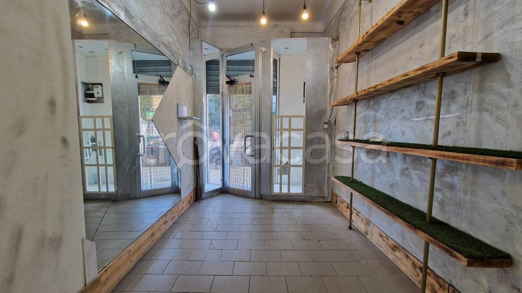 negozio in vendita a Pisa in zona Centro Storico