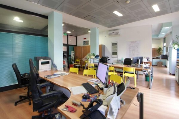 ufficio in vendita a Pisa in zona Cisanello