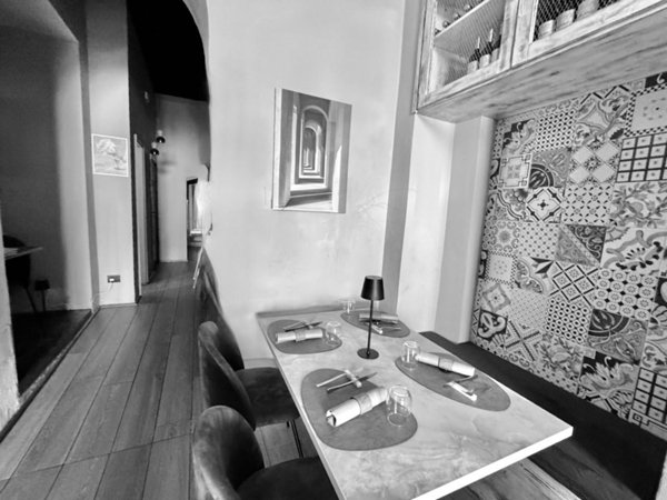 negozio in vendita a Pisa in zona Quartiere Santa Maria