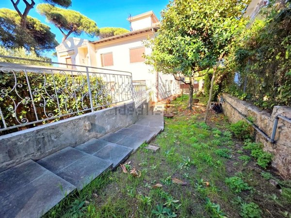 appartamento in vendita a Pisa in zona Tirrenia