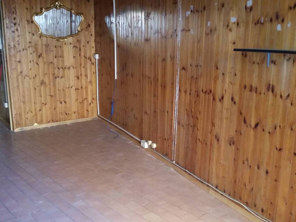 negozio in vendita a Pisa