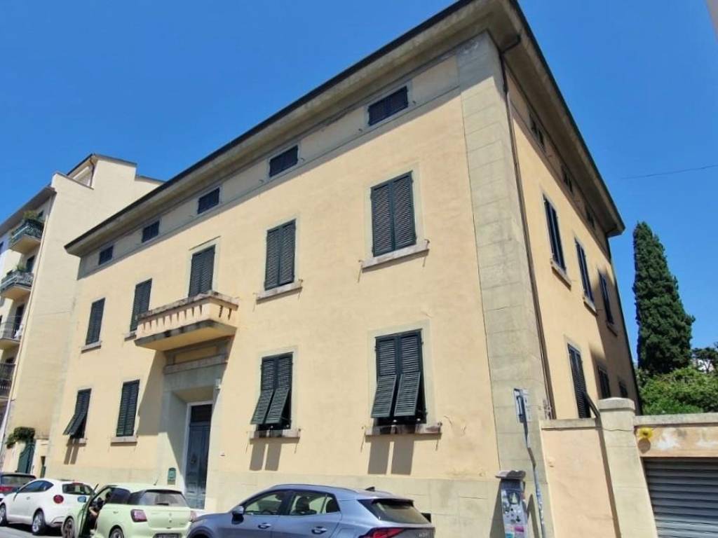 appartamento in vendita a Pisa in zona Quartiere Sant'Antonio