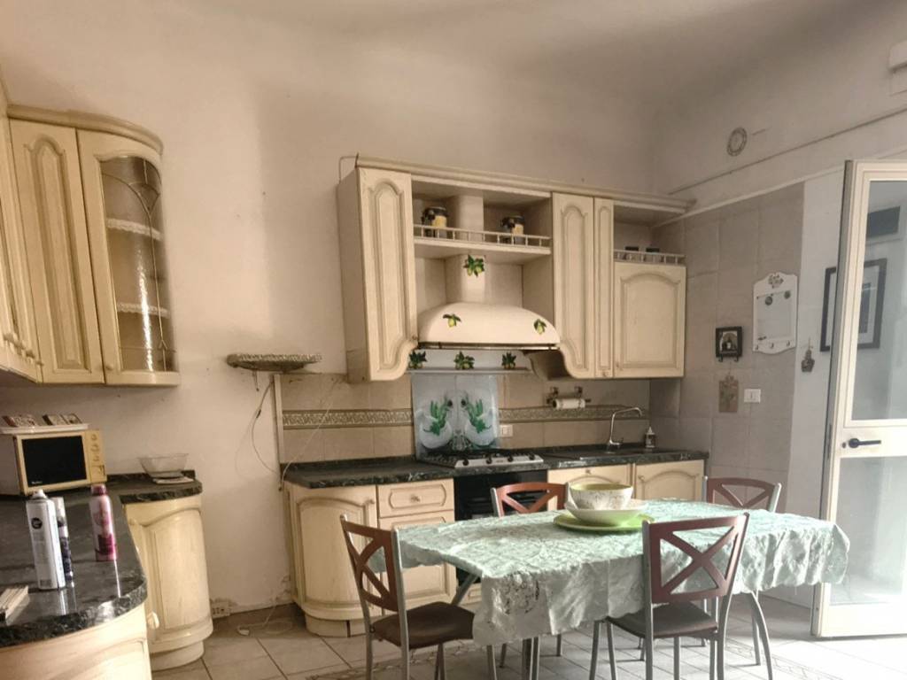 appartamento in vendita a Pisa in zona Lungarni