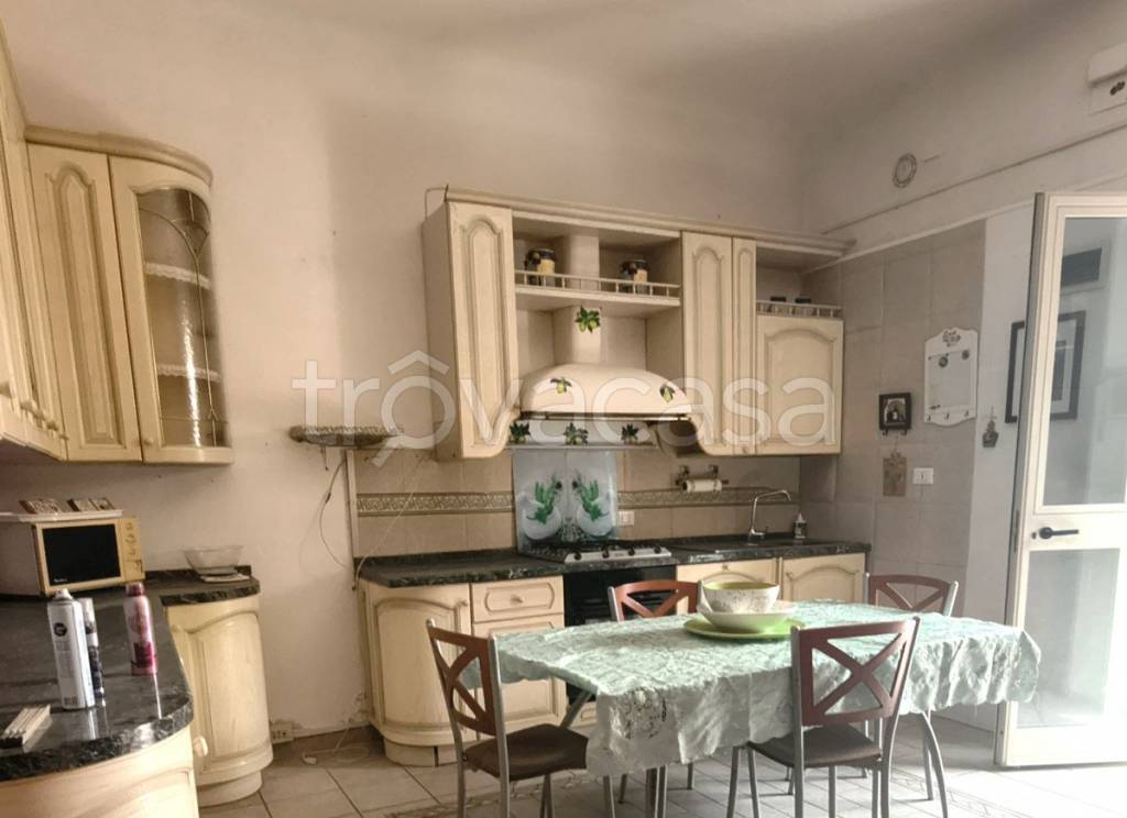 appartamento in vendita a Pisa in zona Lungarni
