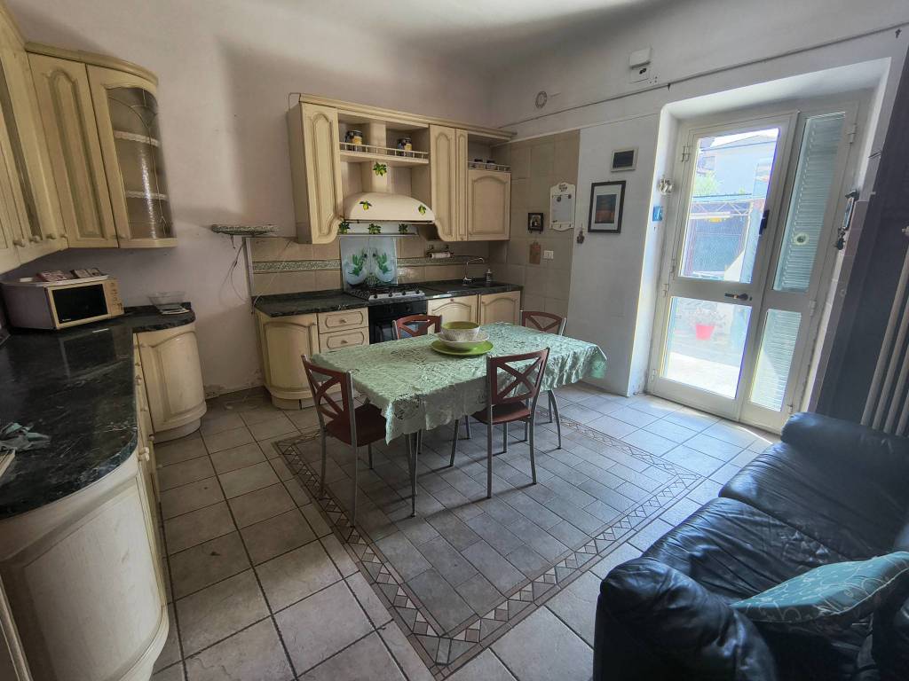 appartamento in vendita a Pisa in zona Lungarni