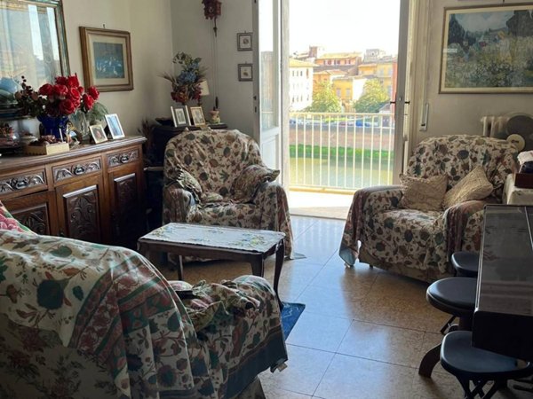 appartamento in vendita a Pisa in zona Lungarni
