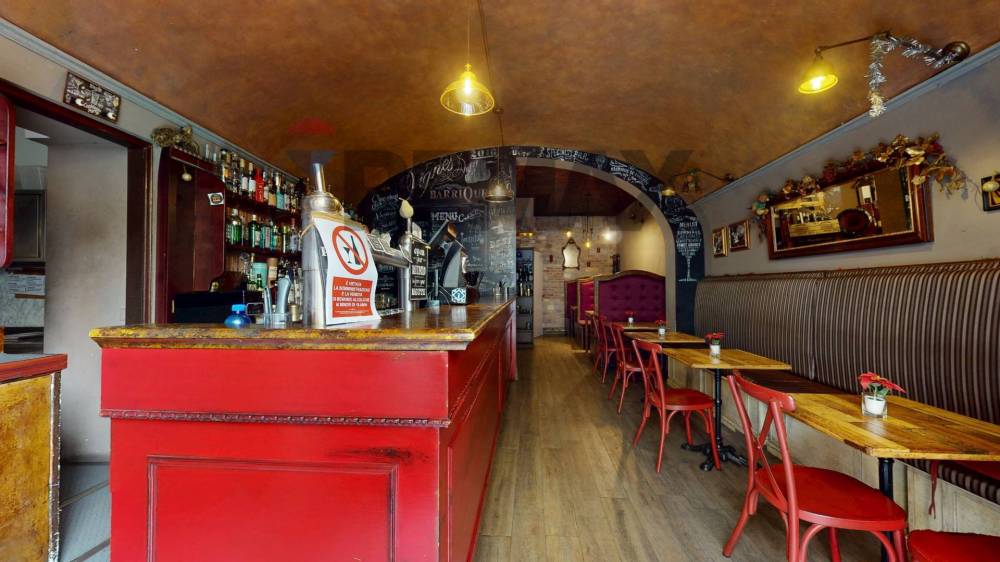 negozio in vendita a Pisa in zona Centro Storico