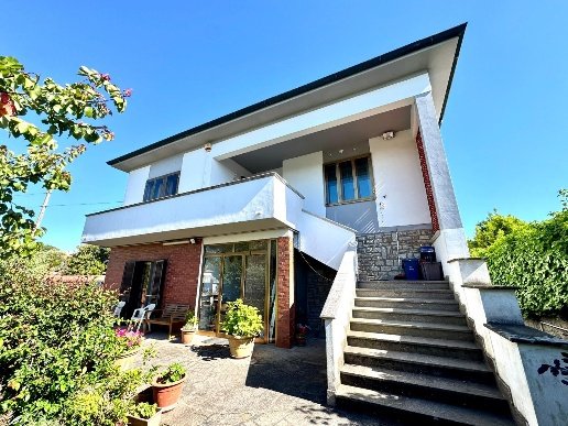 casa indipendente in vendita a Pisa in zona La Vettola