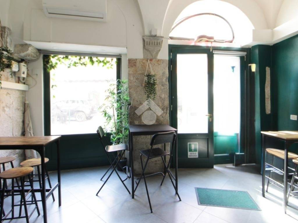 negozio in vendita a Pisa in zona Quartiere San Francesco