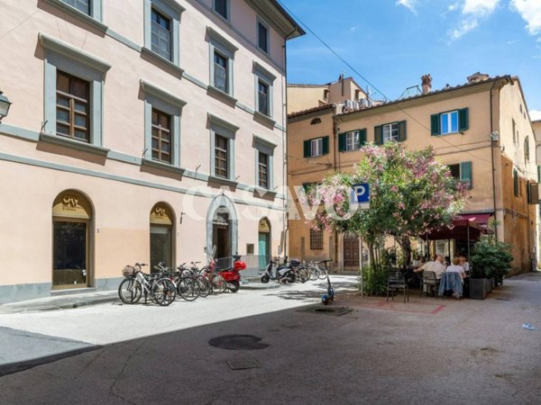appartamento in vendita a Pisa in zona Lungarni