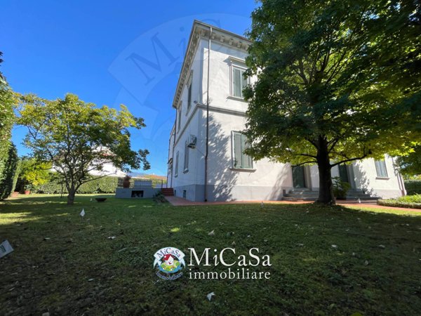 casa indipendente in vendita a Pisa in zona Riglione