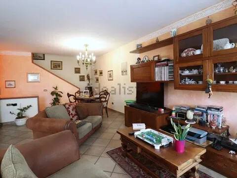 casa indipendente in vendita a Pisa in zona Lungarni