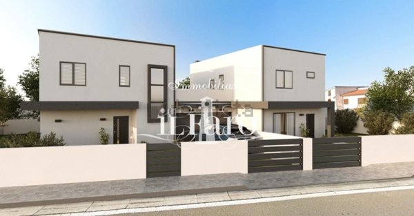 casa indipendente in vendita a Pisa in zona Riglione