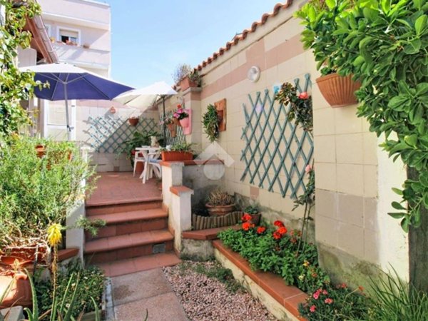 casa indipendente in vendita a Pisa in zona Marina di Pisa