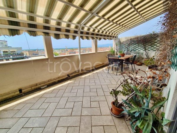 appartamento in vendita a Pisa in zona Stazione
