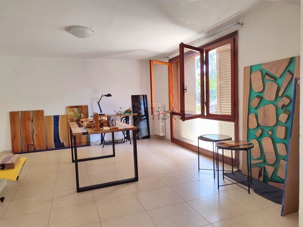 ufficio in vendita a Pisa in zona Quartiere San Giusto