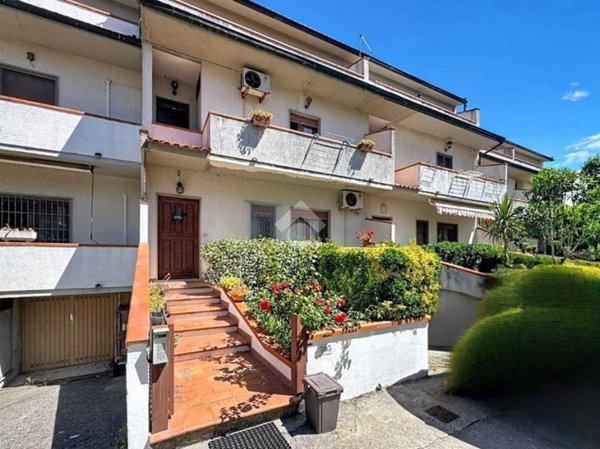 casa indipendente in vendita a Pisa in zona La Vettola