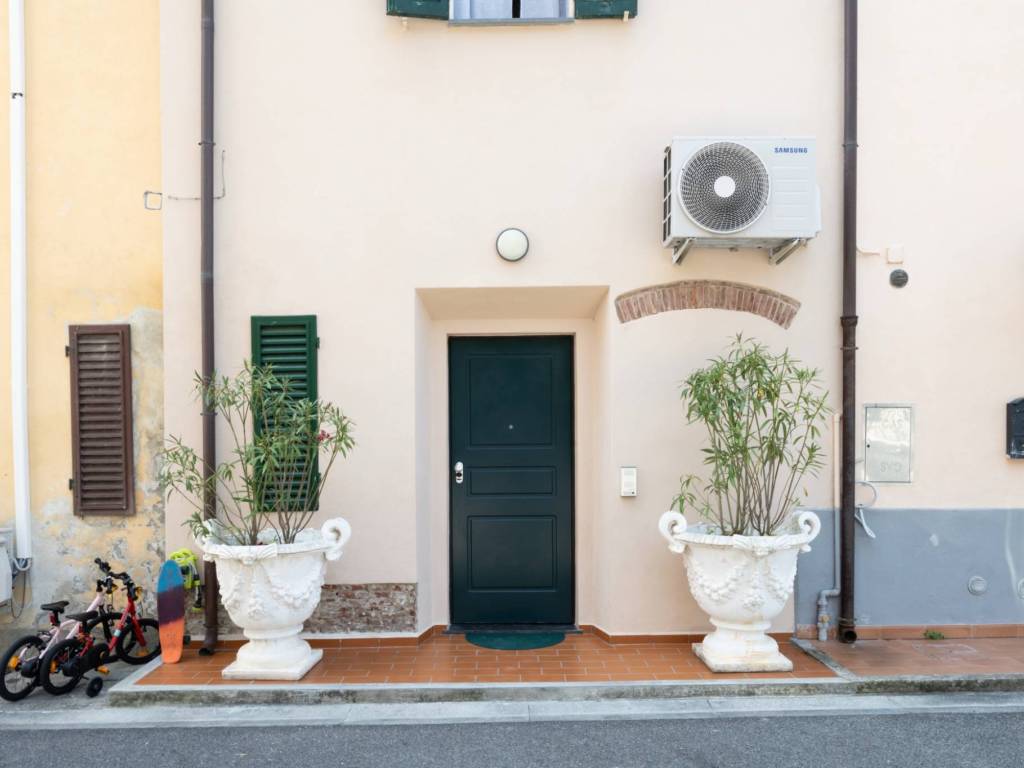 casa indipendente in vendita a Pisa in zona Putignano