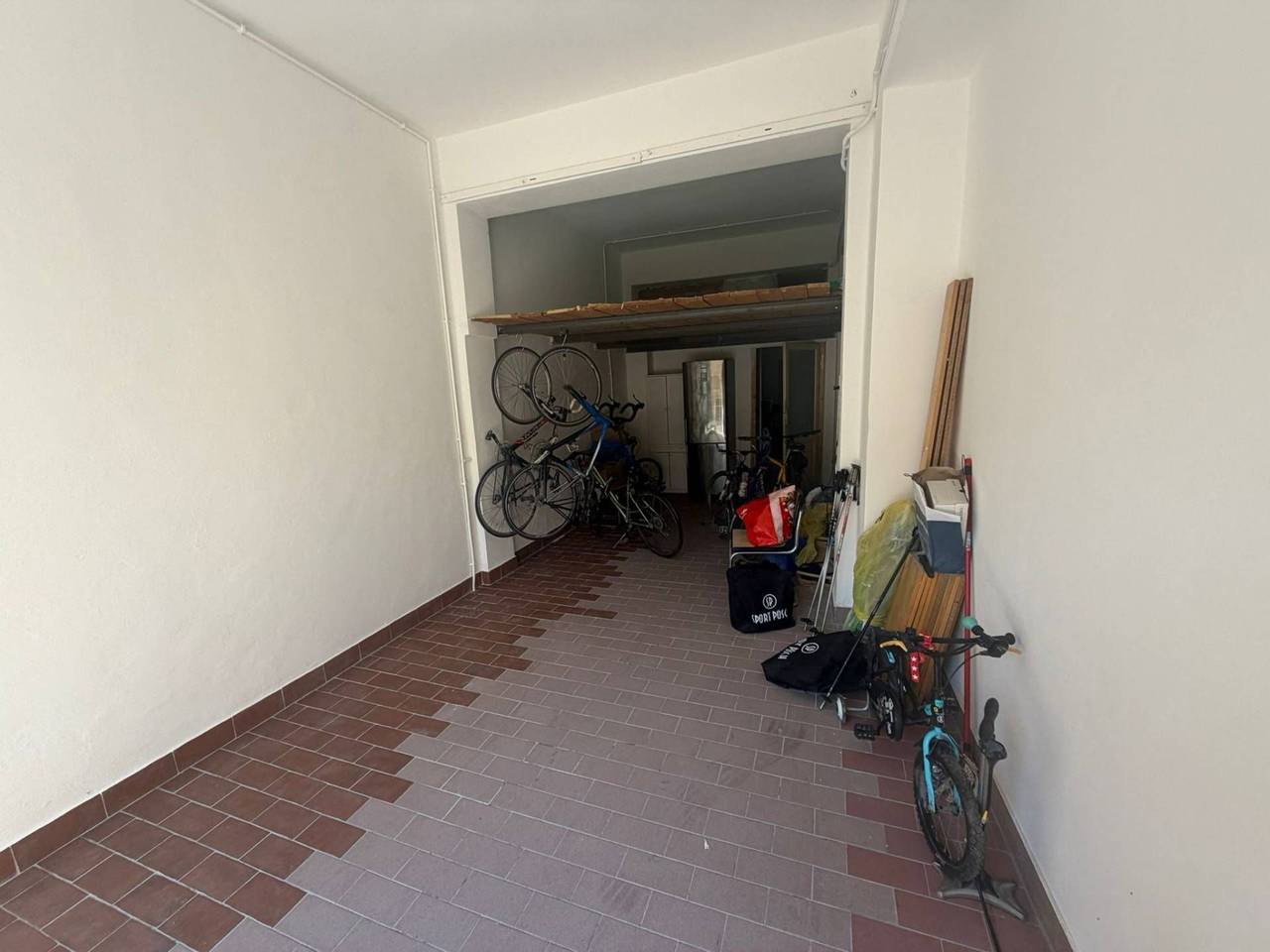 locale di sgombero in vendita a Pisa in zona Quartiere Santa Maria