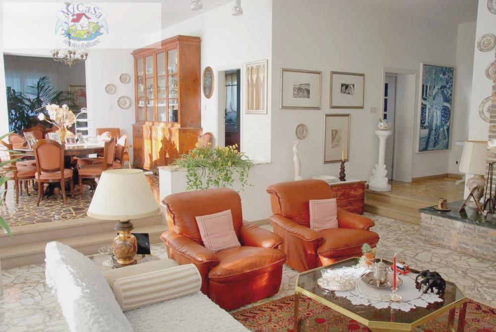 casa indipendente in vendita a Pisa in zona Tirrenia