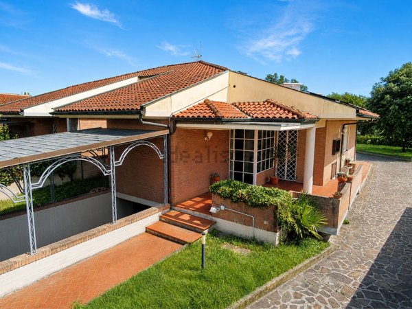 casa indipendente in vendita a Pisa