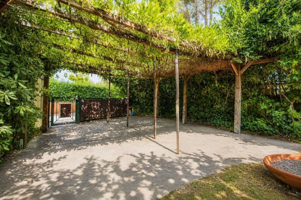 casa indipendente in vendita a Pisa in zona Barbaricina