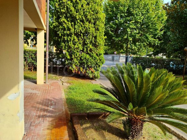 casa indipendente in vendita a Pisa in zona Ingegneria