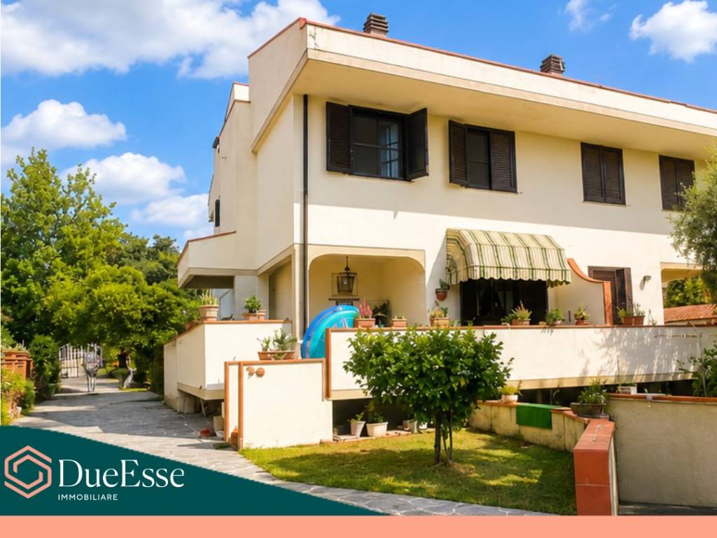 casa indipendente in vendita a Pisa in zona La Vettola