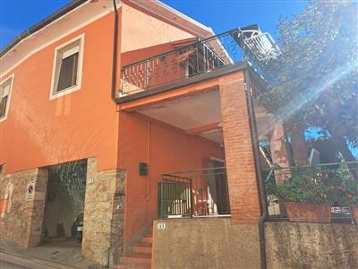 casa indipendente in vendita a Pisa in zona Stazione