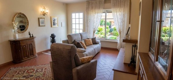 casa indipendente in vendita a Pisa in zona Putignano