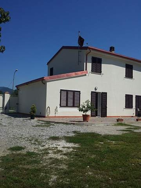 casa indipendente in vendita a Pisa