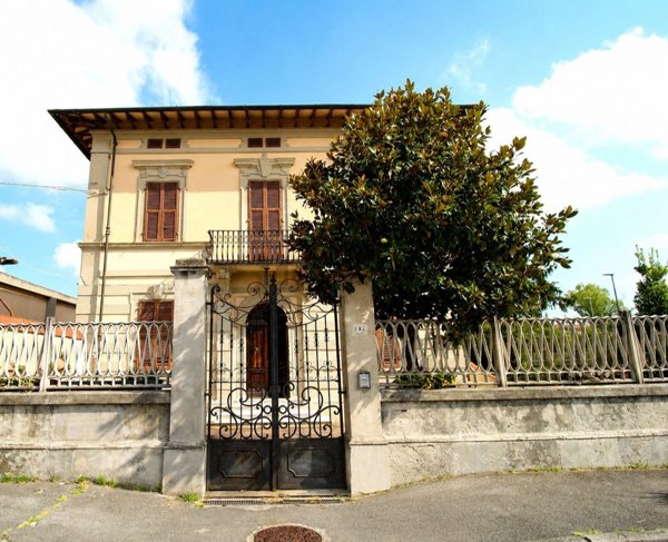 appartamento in vendita a Pisa in zona Porta Nuova