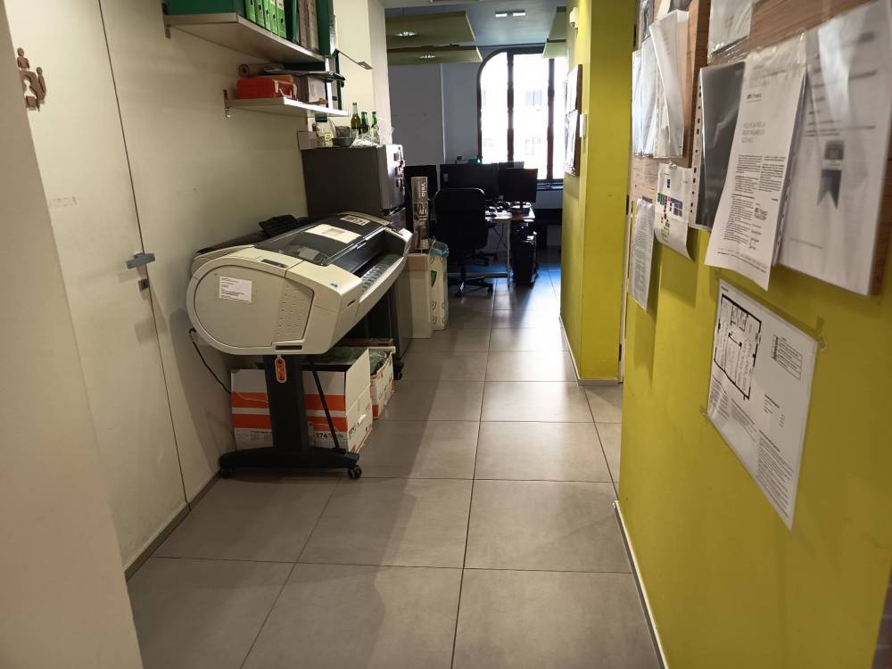 ufficio in vendita a Pisa in zona Le Piagge