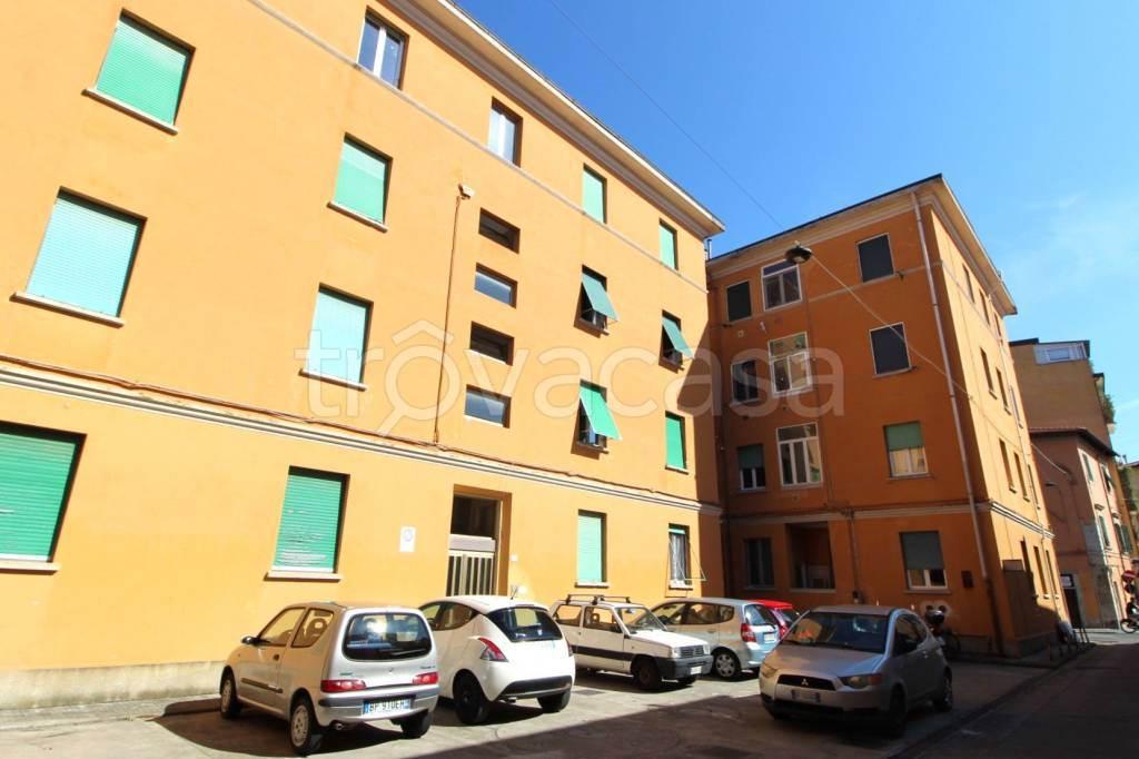 appartamento in vendita a Pisa in zona Lungarni