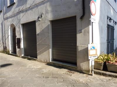 locale commerciale in vendita a Pisa