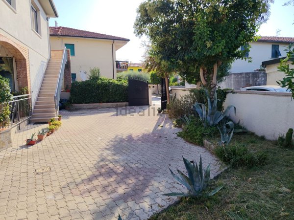 appartamento in vendita a Pisa in zona Barbaricina