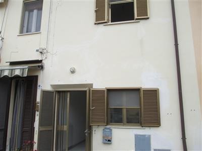 casa indipendente in vendita a Pisa in zona Oratoio