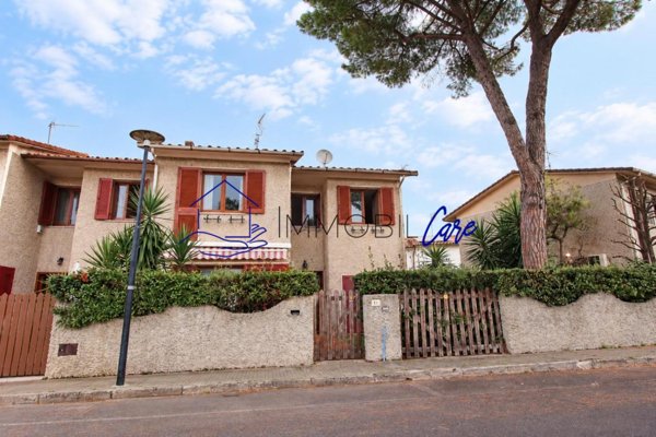 casa indipendente in vendita a Pisa in zona Barbaricina