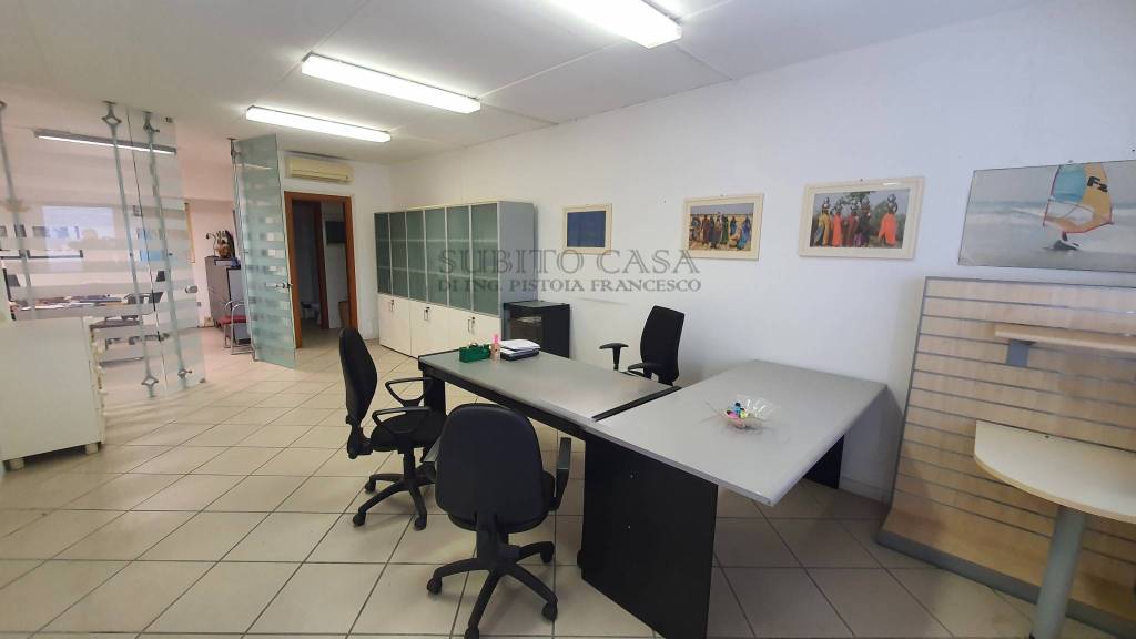 ufficio in vendita a Pisa in zona Porta a Lucca